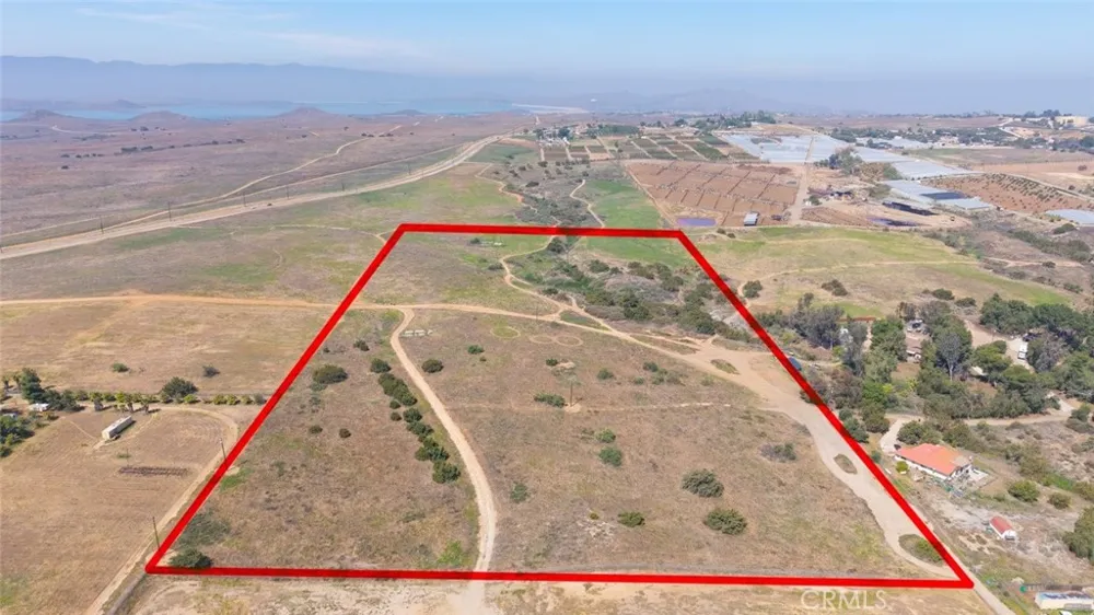 West of Rawhide Ln Riverside, CA 92504