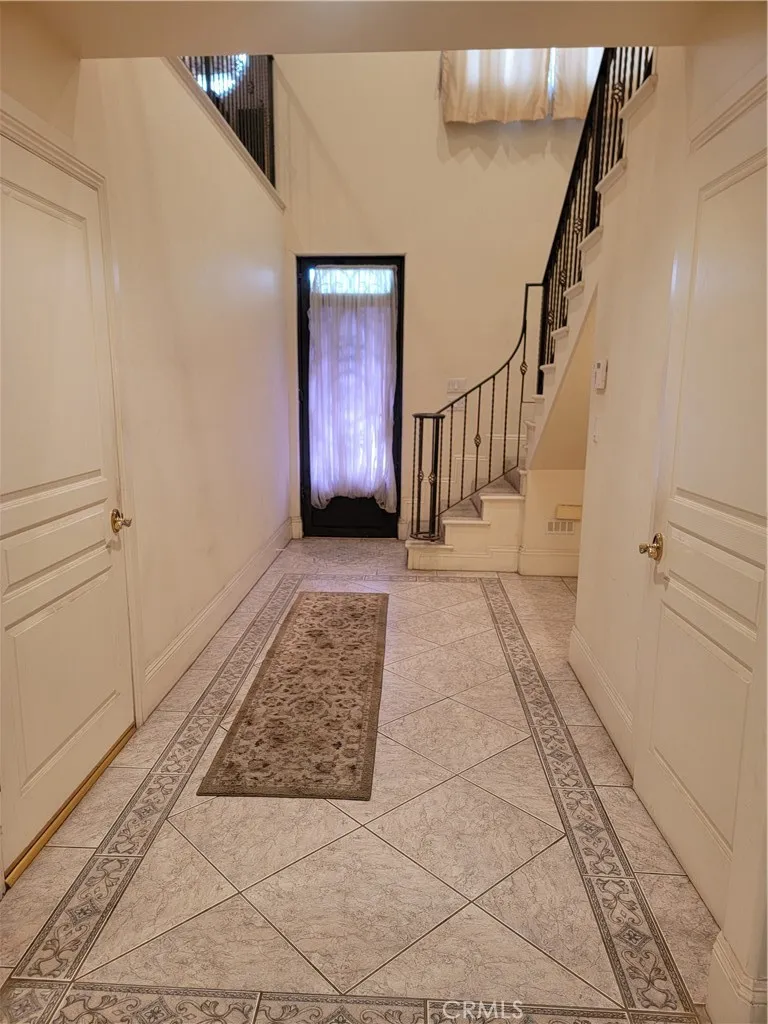 8009 Rose Street Paramount, CA 90723