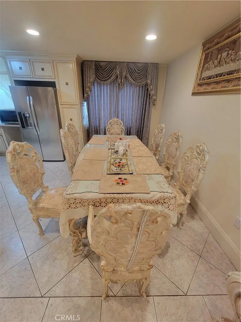 8009 Rose Street Paramount, CA 90723