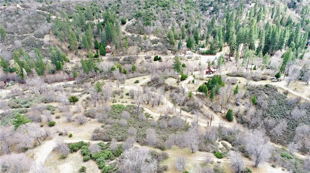 walnut Cedar Glen, CA 92321