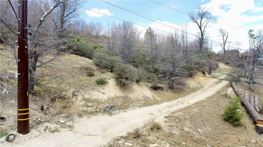 walnut Cedar Glen, CA 92321
