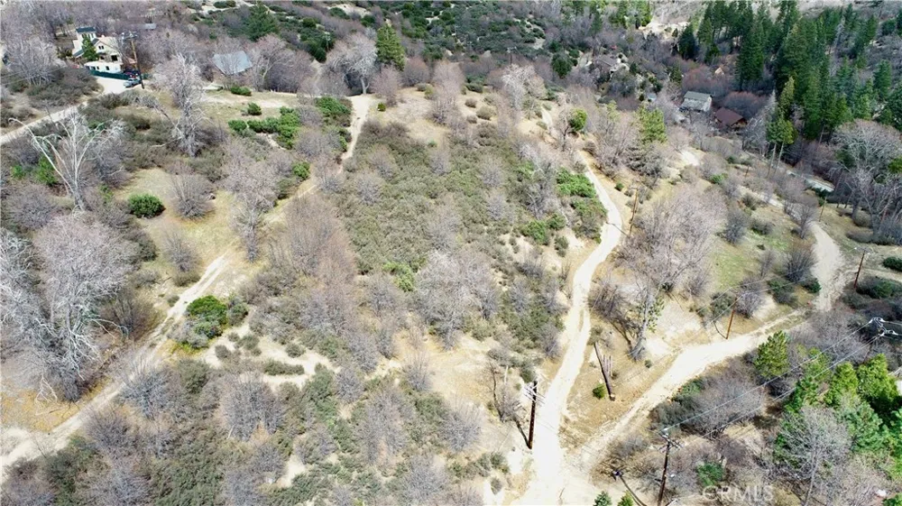 walnut Cedar Glen, CA 92321