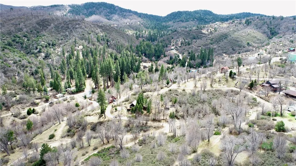 walnut Cedar Glen, CA 92321