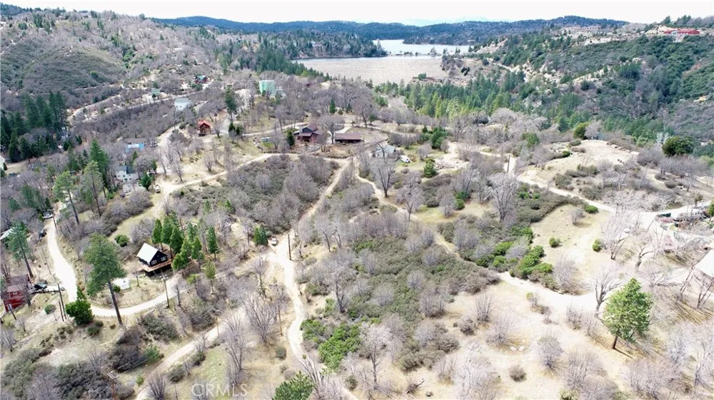 walnut Cedar Glen, CA 92321