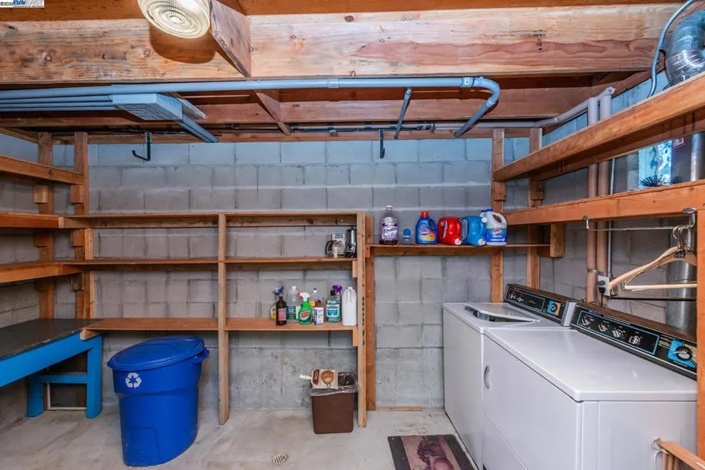 8341 East Side Rd Trinity Center, CA 96091