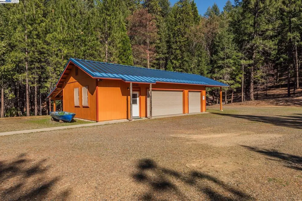 8341 East Side Rd Trinity Center, CA 96091