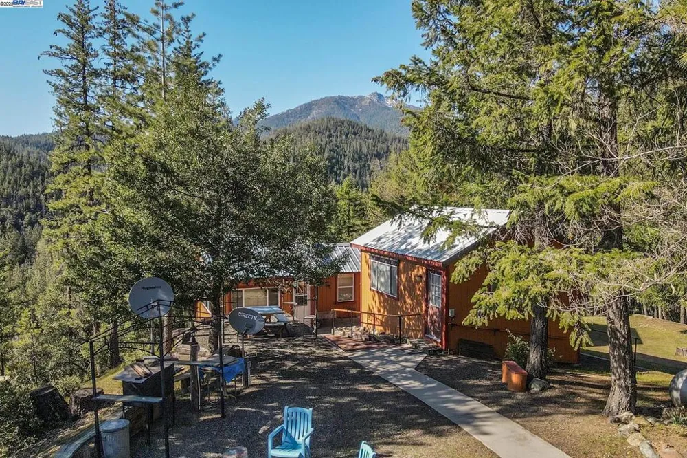 8341 East Side Rd Trinity Center, CA 96091