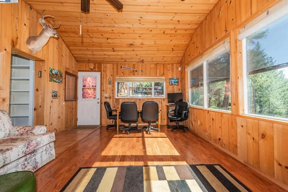 8341 East Side Rd Trinity Center, CA 96091