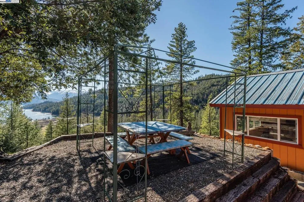8341 East Side Rd Trinity Center, CA 96091