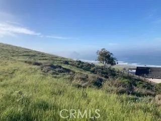 588 Chaney Avenue Cayucos, CA 93430