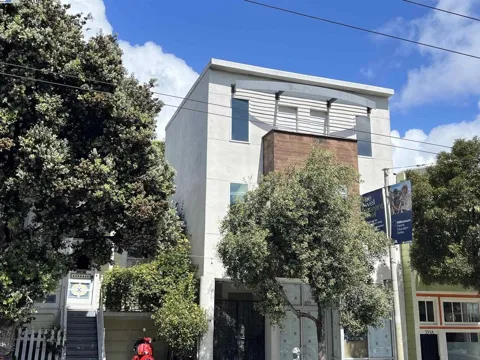 317 Cortland Ave