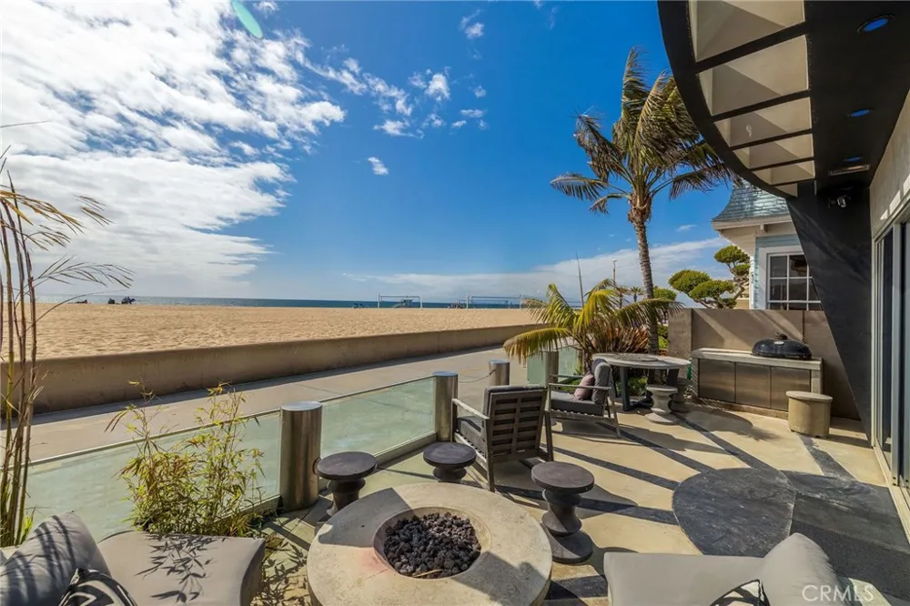 2024 The Strand Hermosa Beach, CA 90254
