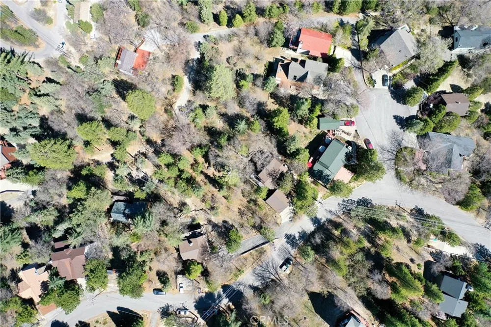 Yukon Drive Lake Arrowhead, CA 92352