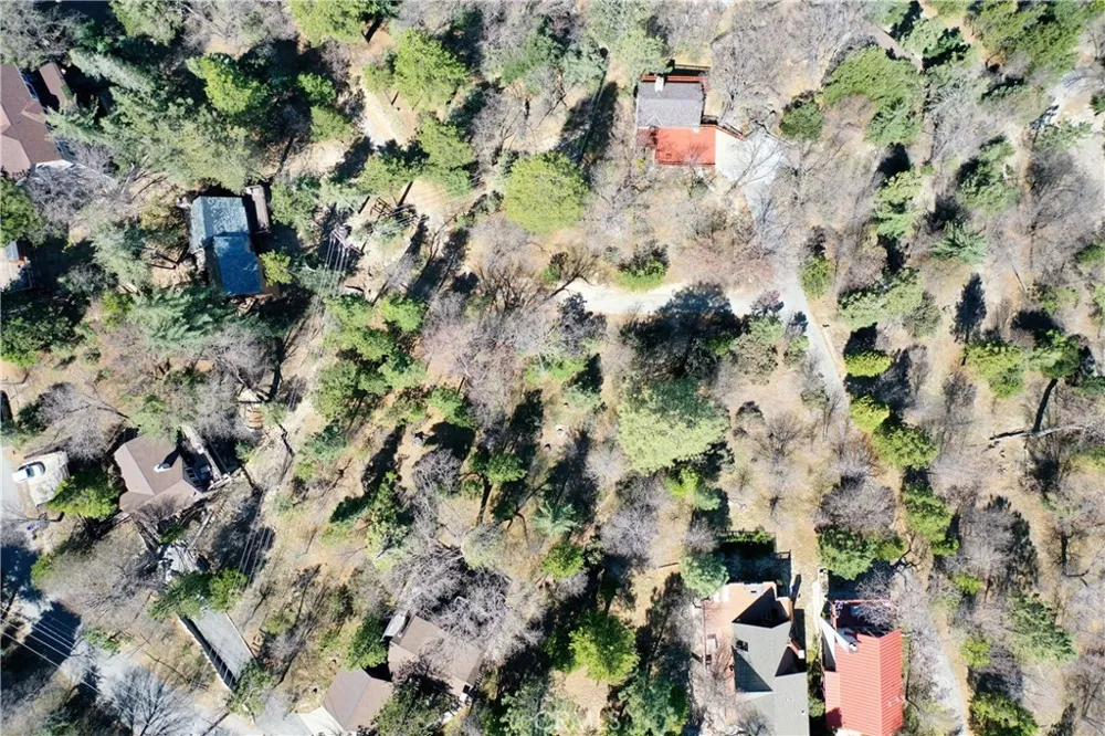 Yukon Drive Lake Arrowhead, CA 92352