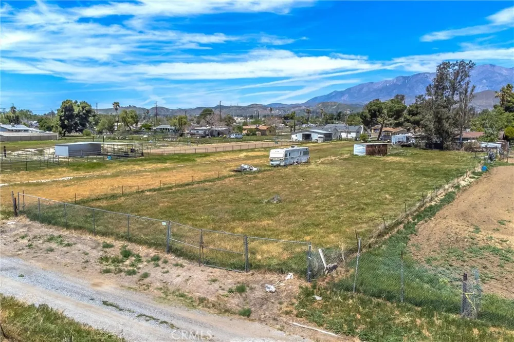 Porter Banning, CA 92220