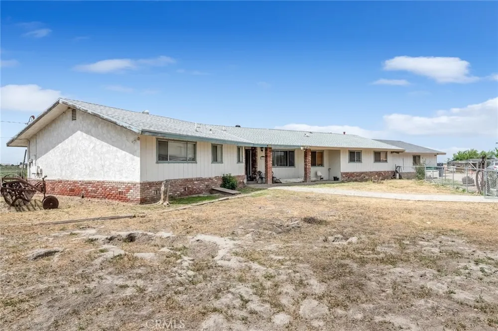 4306 Avenue 50 Alpaugh, CA 93201