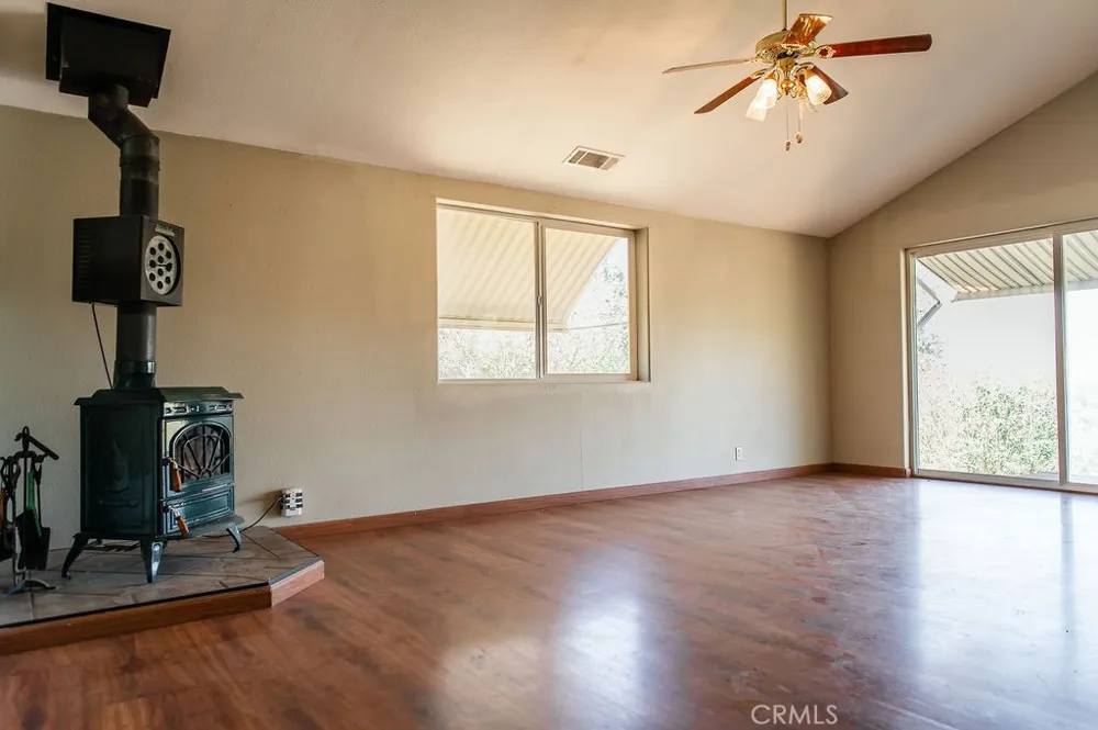 5085 Boyer Road Mariposa, CA 95338