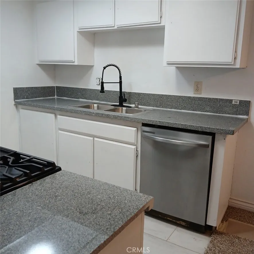 2455 West Acacia Avenue Hemet, CA 92545