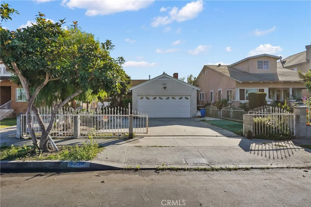 3938 Dalton Ave Los Angeles, CA 90062