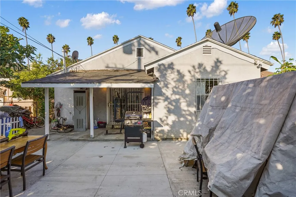 3938 Dalton Ave Los Angeles, CA 90062
