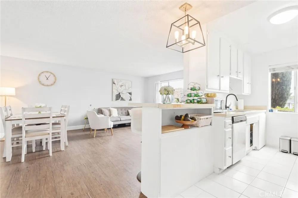 400 Acacia Avenue #B12 Fullerton, CA 92831