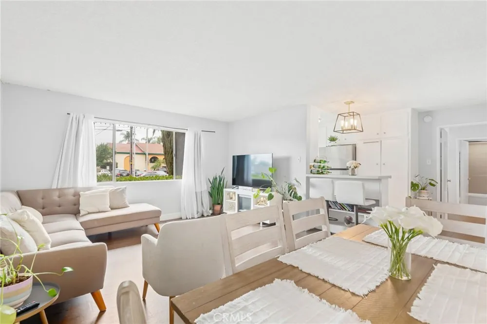 400 Acacia Avenue #B12 Fullerton, CA 92831