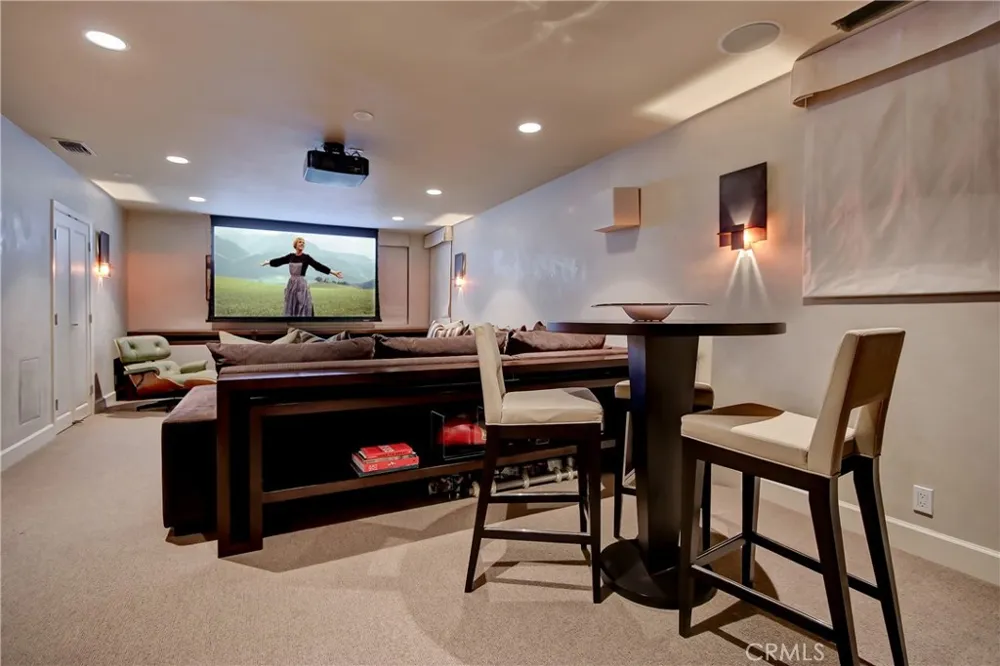 1712 Manhattan Avenue Hermosa Beach, CA 90254
