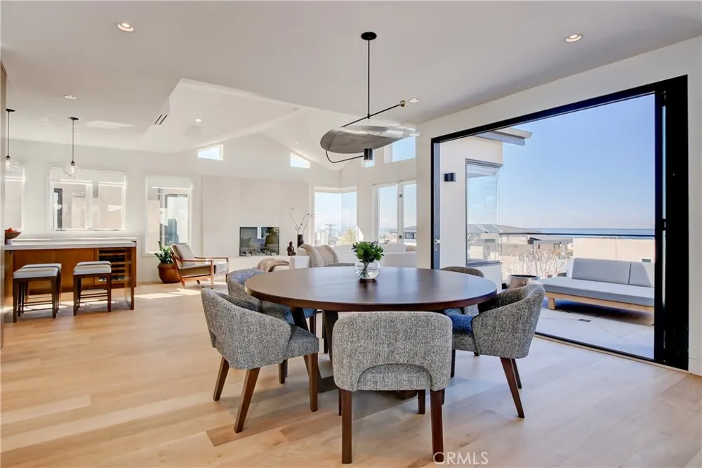 1712 Manhattan Avenue Hermosa Beach, CA 90254