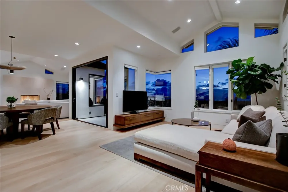1712 Manhattan Avenue Hermosa Beach, CA 90254