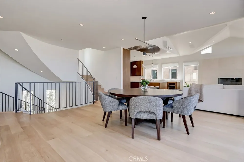 1712 Manhattan Avenue Hermosa Beach, CA 90254