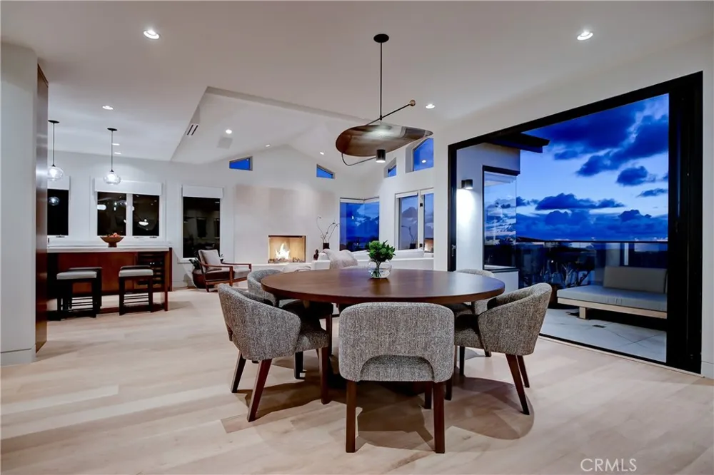 1712 Manhattan Avenue Hermosa Beach, CA 90254