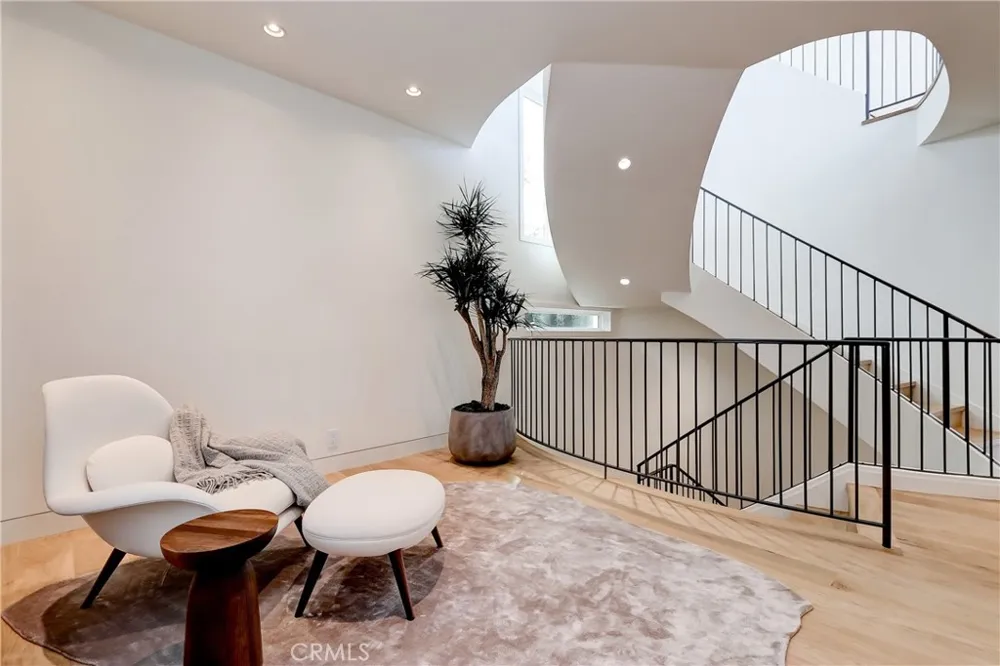 1712 Manhattan Avenue Hermosa Beach, CA 90254