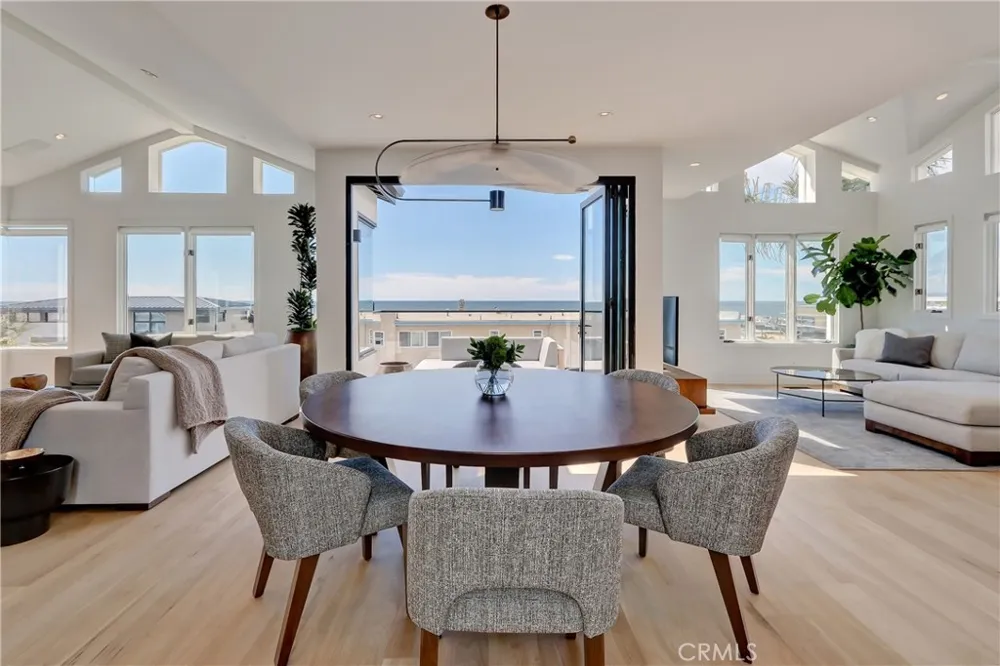 1712 Manhattan Avenue Hermosa Beach, CA 90254