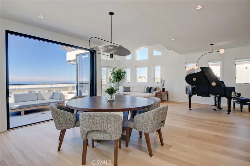 1712 Manhattan Avenue Hermosa Beach, CA 90254