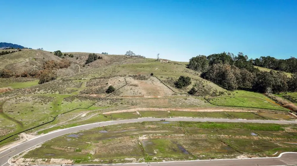 Upper Terrace Avenue Half Moon Bay, CA 94019