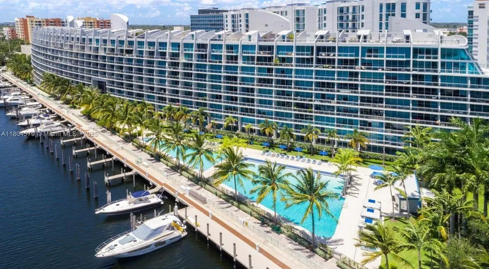 2950 NE 188th St #444 Aventura, FL 33180