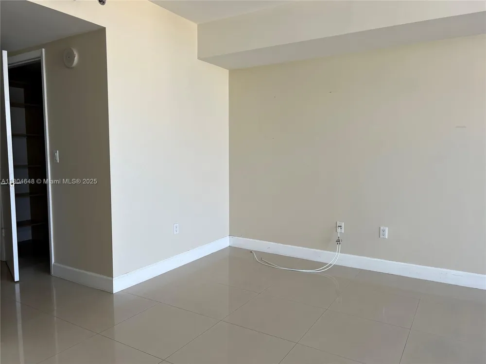 1800 S Ocean Dr #2006 Hallandale Beach, FL 33009