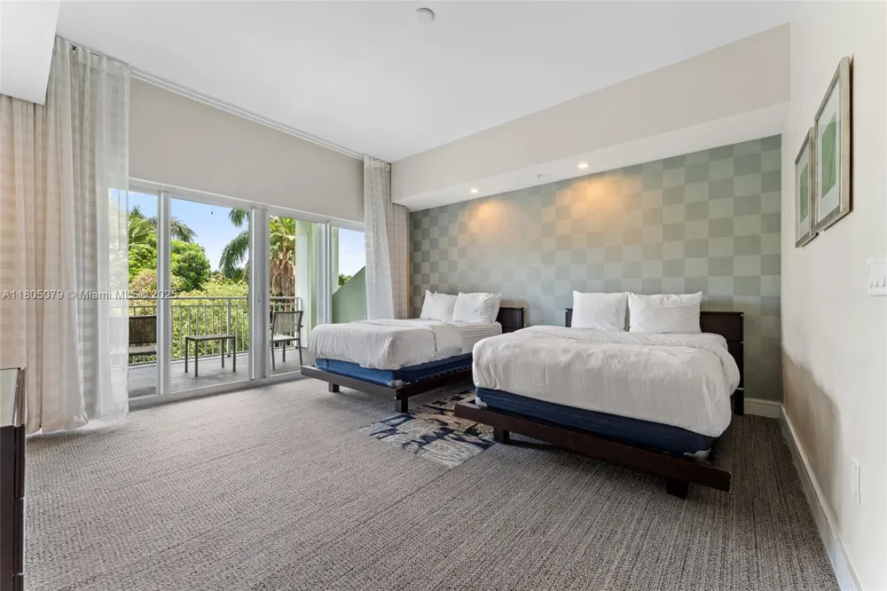 5300 NW 87th Ave #1513 Doral, FL 33178