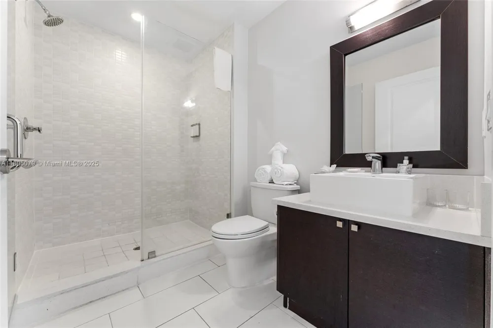 5300 NW 87th Ave #1513 Doral, FL 33178