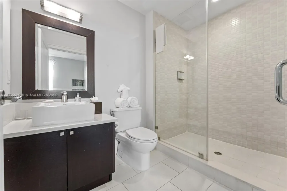 5300 NW 87th Ave #1513 Doral, FL 33178