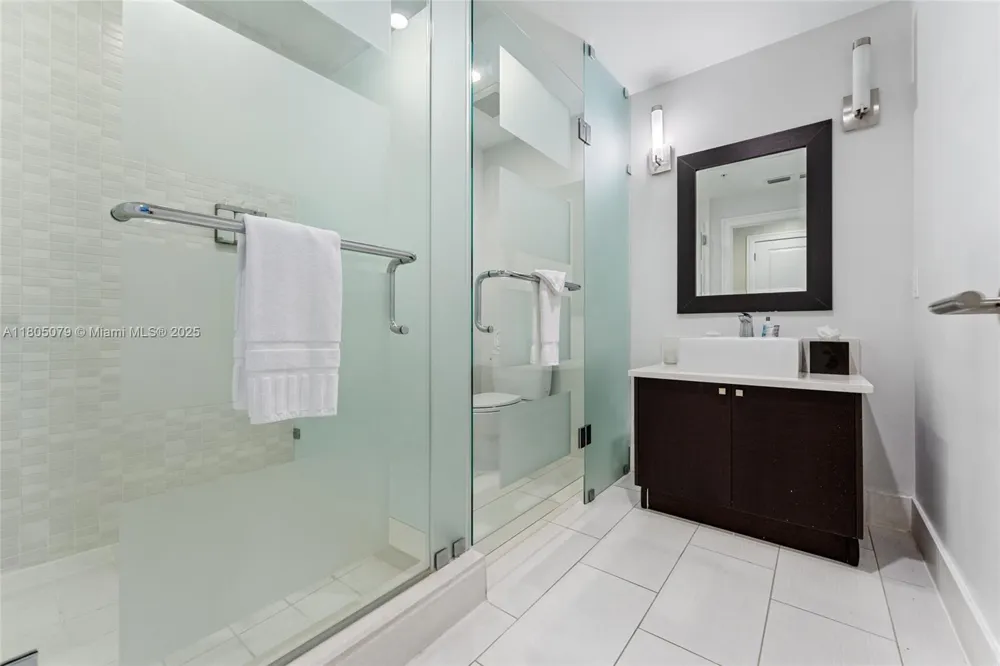 5300 NW 87th Ave #1513 Doral, FL 33178
