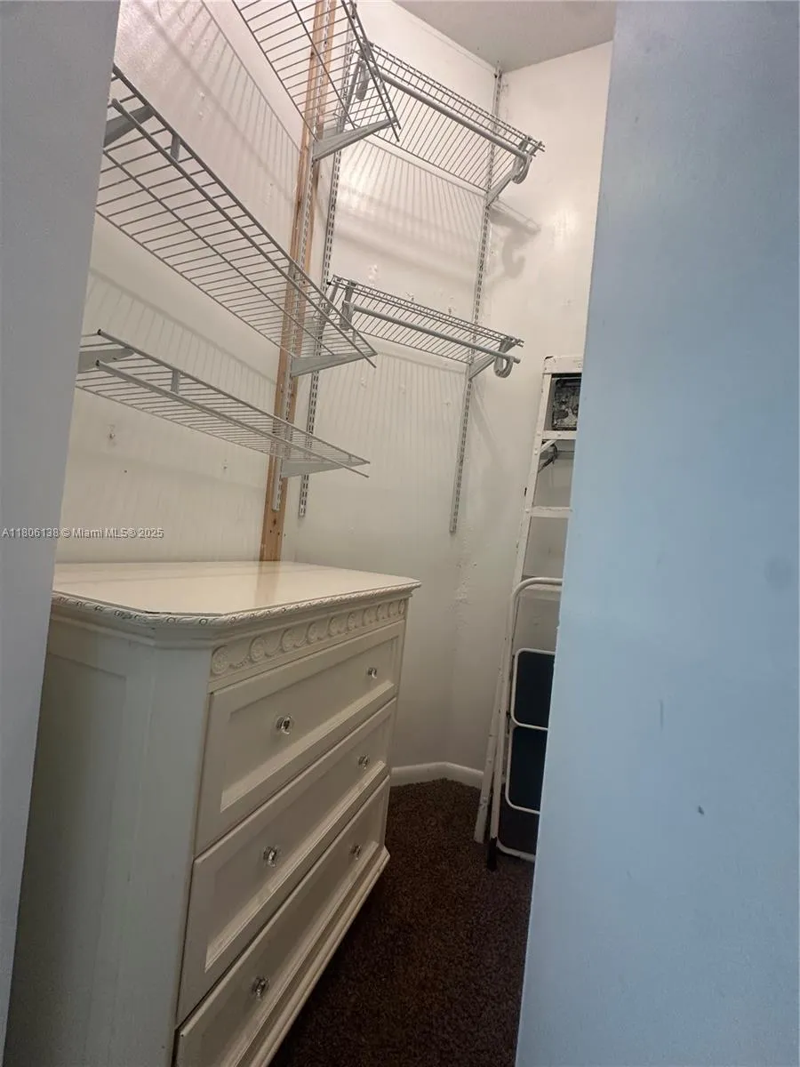 2001 Biscayne Blvd #3503 Miami, FL 33137