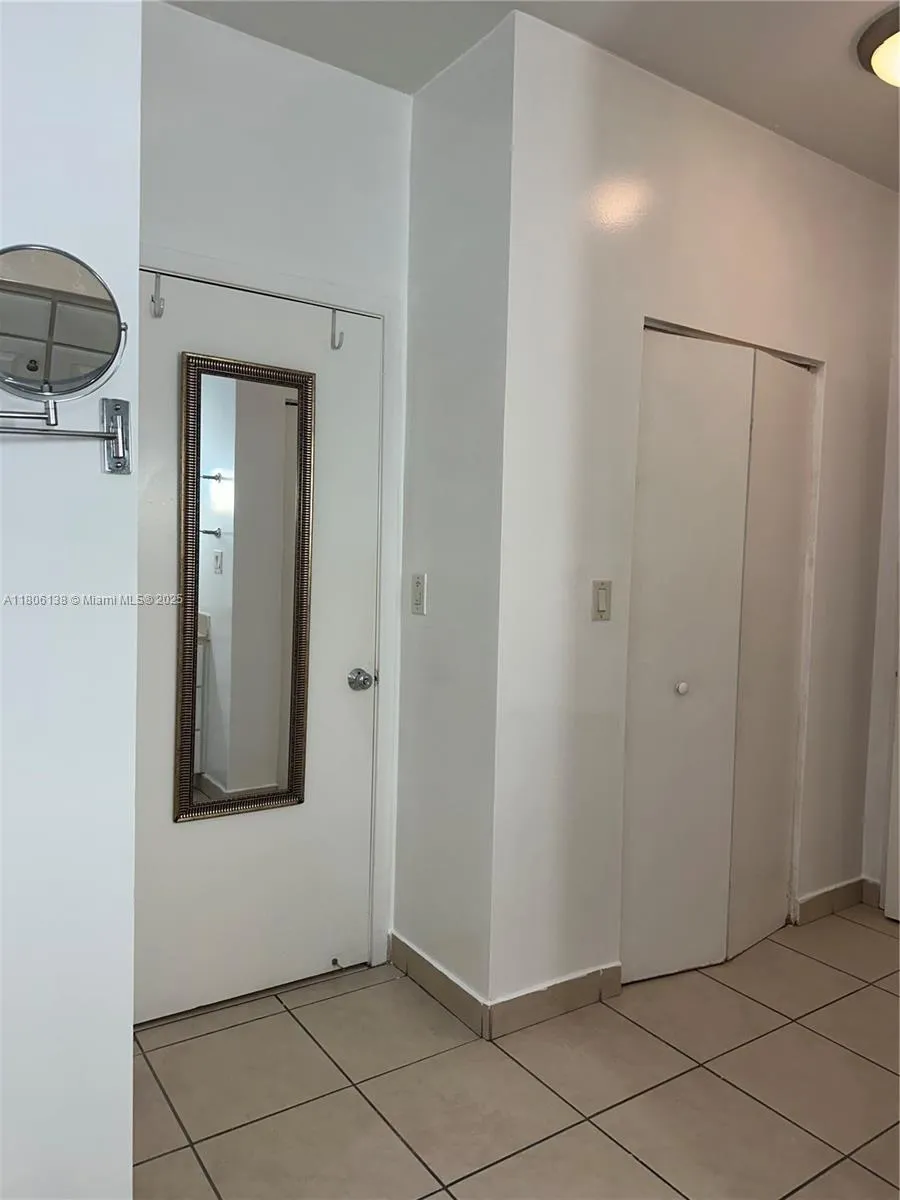 2001 Biscayne Blvd #3503 Miami, FL 33137