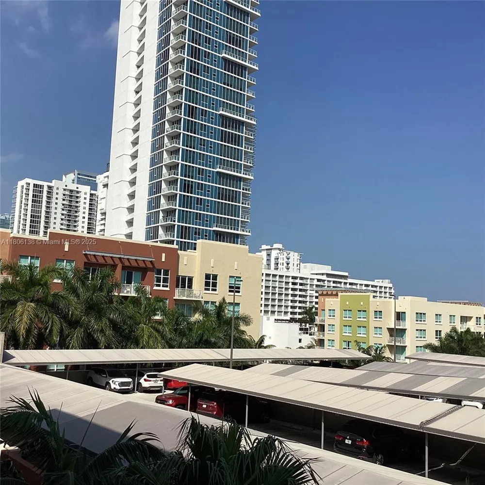 2001 Biscayne Blvd #3503 Miami, FL 33137