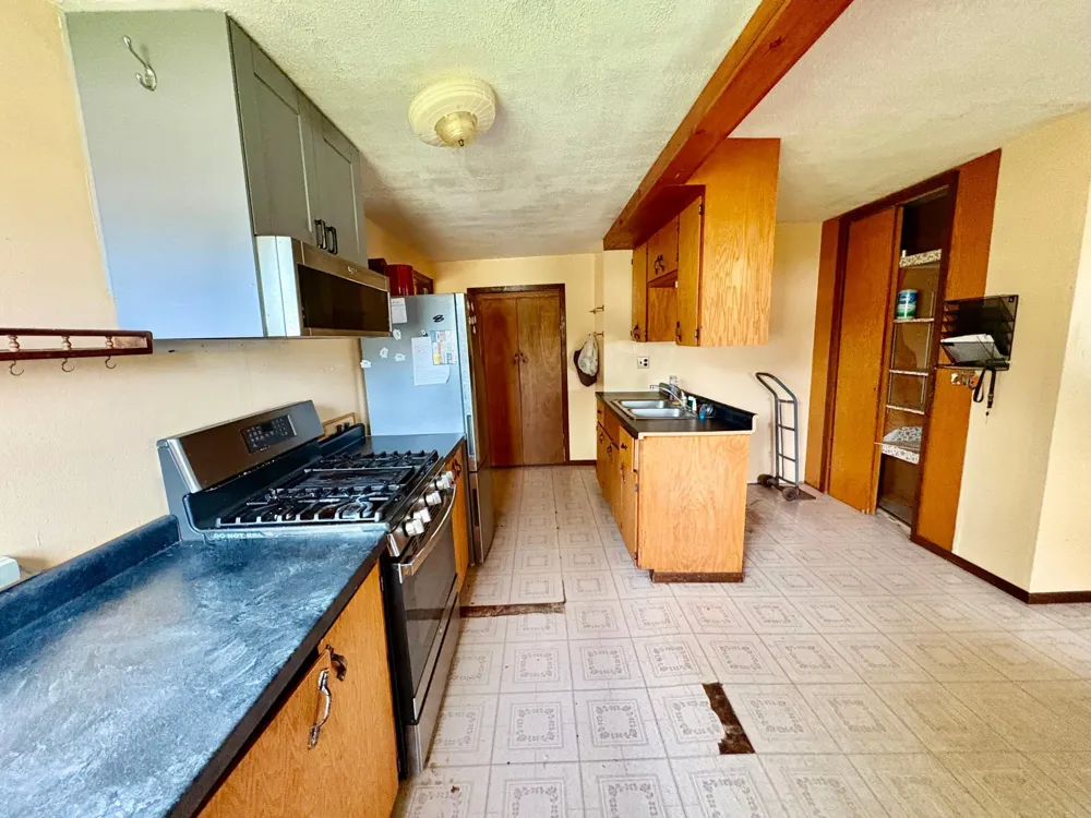 113 6th Avenue SE Baudette, MN 56623