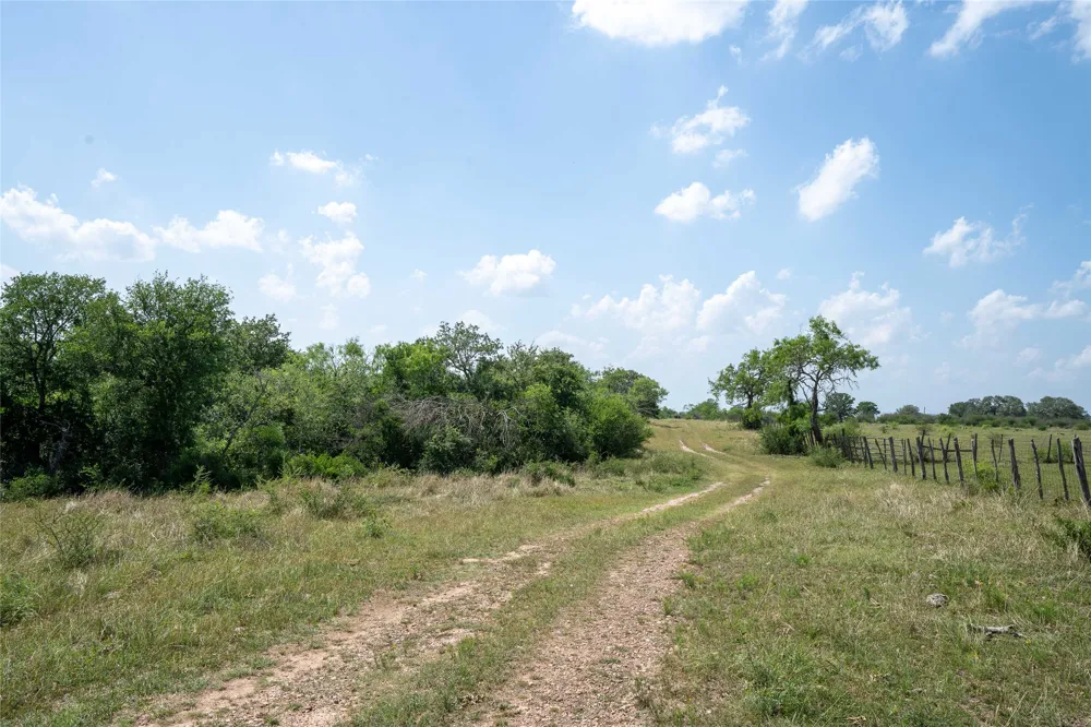 Gravel Pit Road Seguin, TX 78155