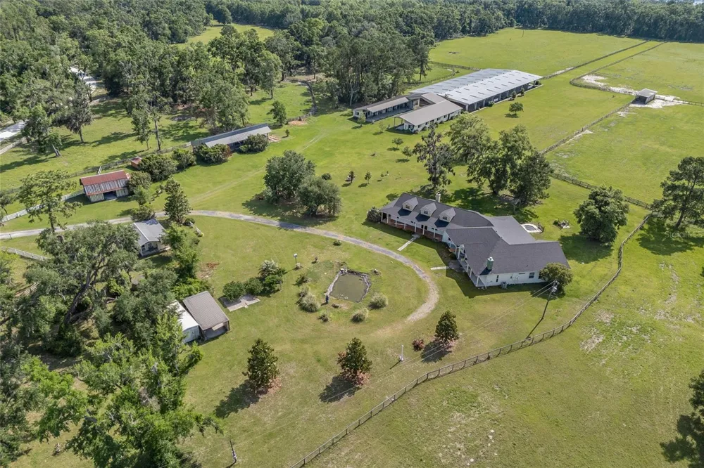 10852 89TH ROAD Live Oak, FL 32060