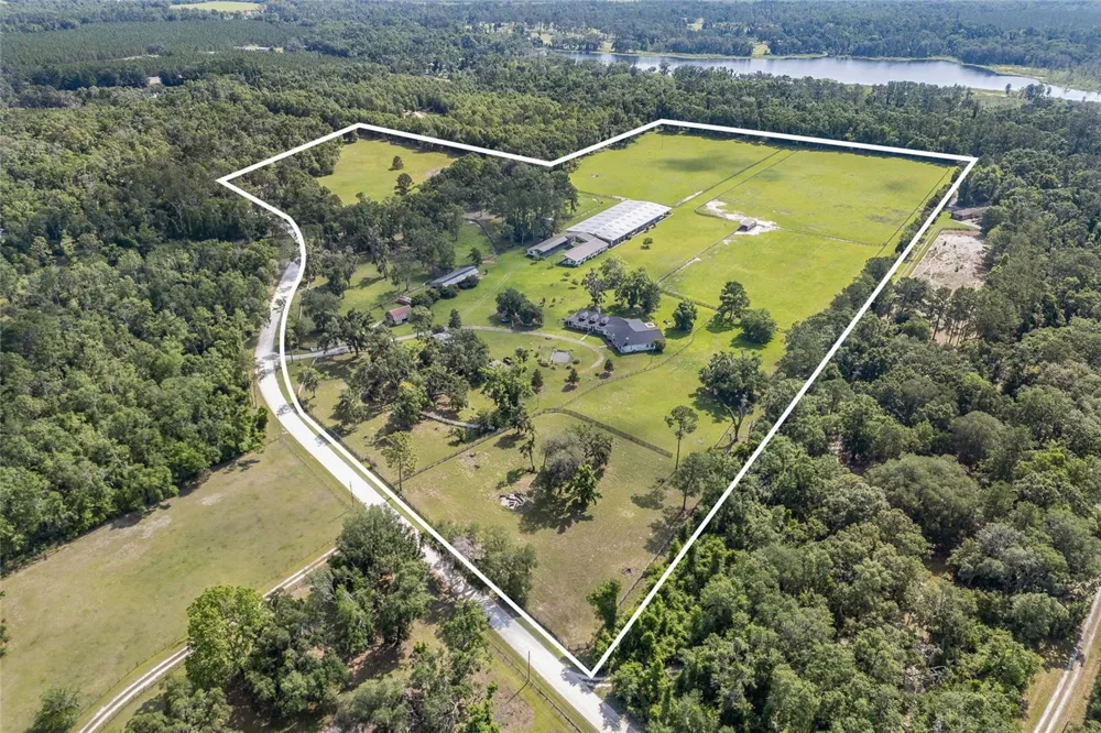 10852 89TH ROAD Live Oak, FL 32060