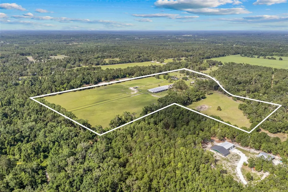 10852 89TH ROAD Live Oak, FL 32060