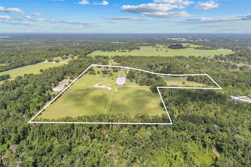 10852 89TH ROAD Live Oak, FL 32060